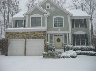 1101 Northwind Dr, Reston, VA 20194