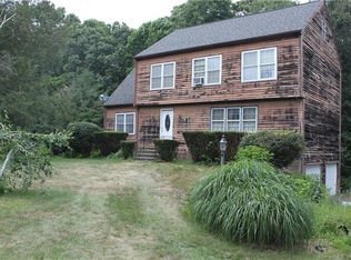 30 Carriage Drive Ext, Clinton, CT 06413