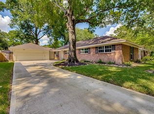 12410 Shepherds Ridge Dr, Houston, TX 77077