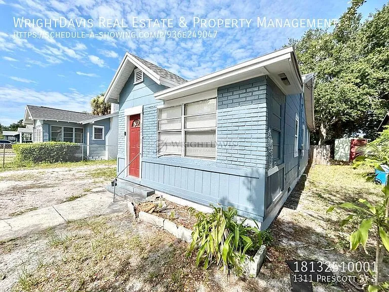 1311 Prescott St S — Photo 3