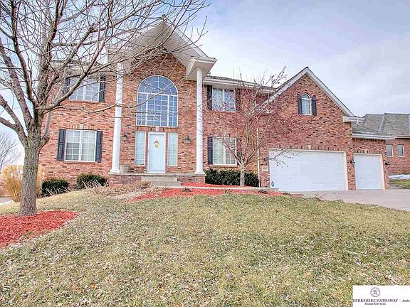2nd image of 2639 S 191st Cir