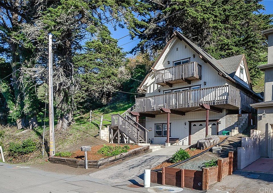 1st image of 464 Hacienda Dr