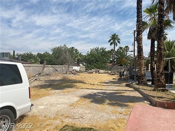 4th image of 100 Casa Grande Dr