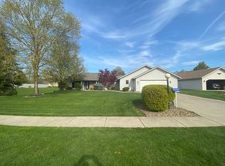 8765 Mosswood Cir, North Ridgeville, OH 44039