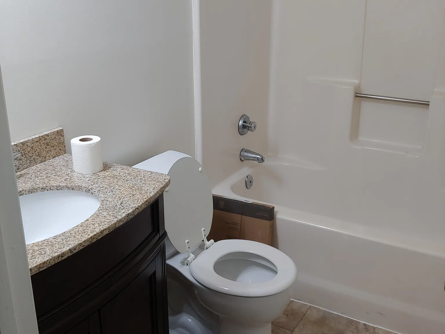 2 bed, 800 sqft, $1,500 — Photo 4