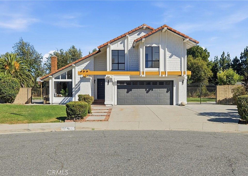 1st image of 6 Skyview Cir