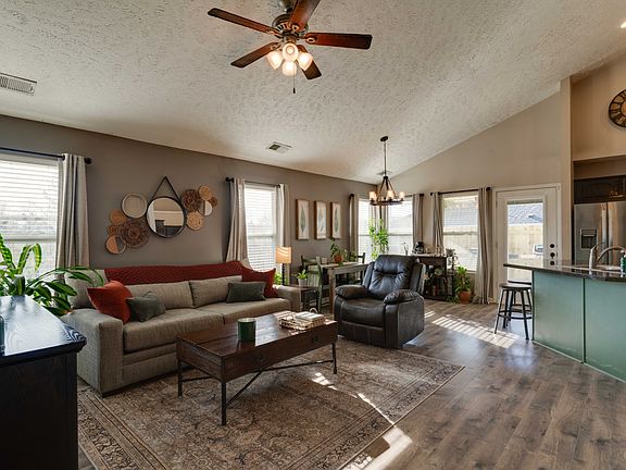 5th image of 164 Granda Flora Dr