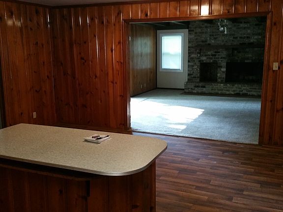 Dining/Kitchen
