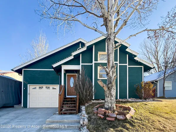 452 Palmetto Dr, New Castle, CO 81647