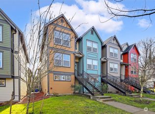 2661 SW Myrtle St, Seattle, WA 98106