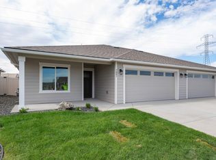 7045 W 38th Ave #166, Kennewick, WA 99338