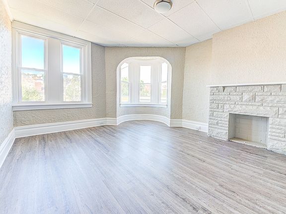 2nd image of 636 E Warrington Ave APT 3