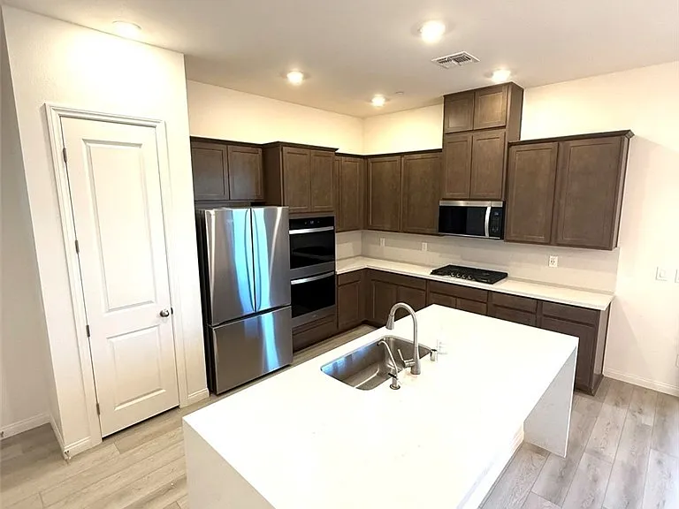 12434 Madison Park Pl — Photo 9