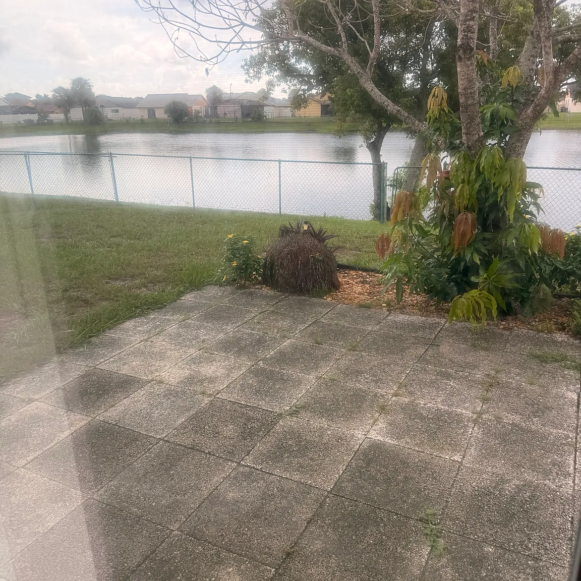 4 bed, 1890 sqft, $1,450 — Photo 3