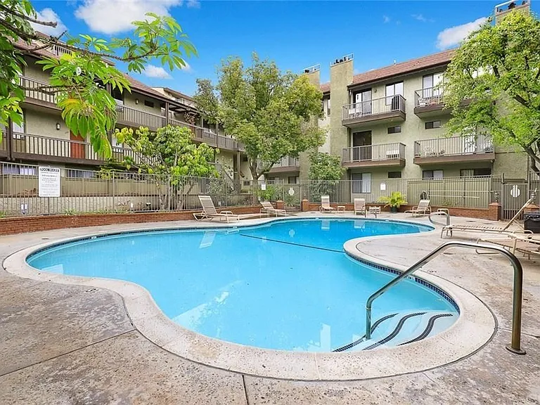 330 Cordova St #330 — Photo 11