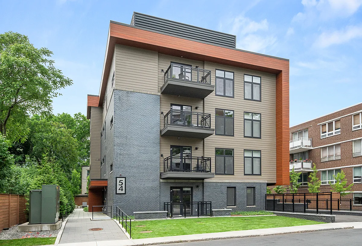 Studio, 715 sqft, $3,540 — Photo 2
