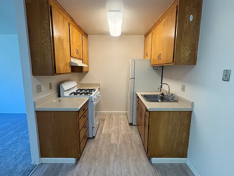 6900 Stockton Ave #1 — Photo 3