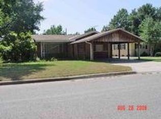 517 E 8th Ave, Belle Plaine, KS 67013