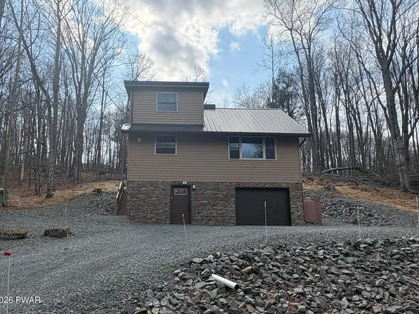 123 Deerfoot Rd, Lake Ariel, PA 18436