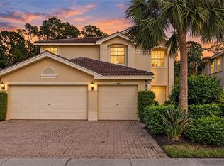 2346 Butterfly Palm DR, NAPLES, FL 34119