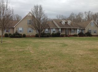 11 Samuel Lane, Loretto, TN 38469