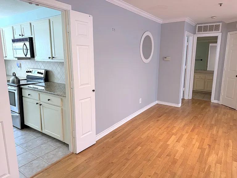 3100 Cole Ave #111 — Photo 8