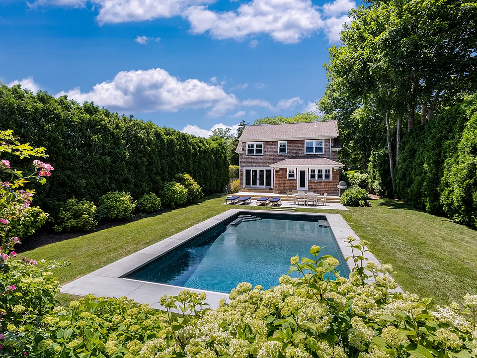 84 Osborne Ln