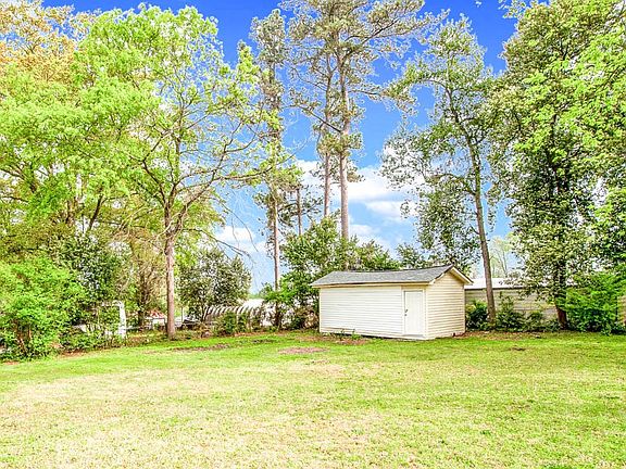 2nd image of 313 Kirby Dr