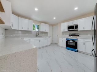10421 SW 184th St, Miami, FL 33157