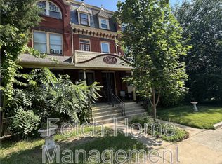 911 E King St, Lancaster, PA 17602