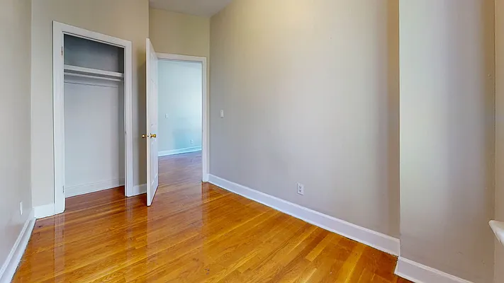 Rented by Bond New York | media 6