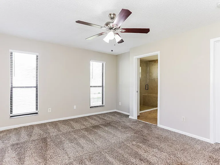 11690 Cherry Bark Dr W — Photo 11