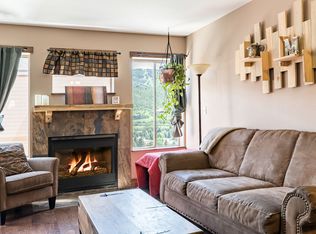 600 Nottingham Rd APT 4, Vail, CO 81620