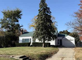 570 S Main St, Roseville, IL 61473
