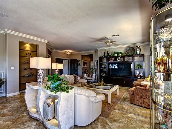 5th image of 2605 Bakersfield Ct