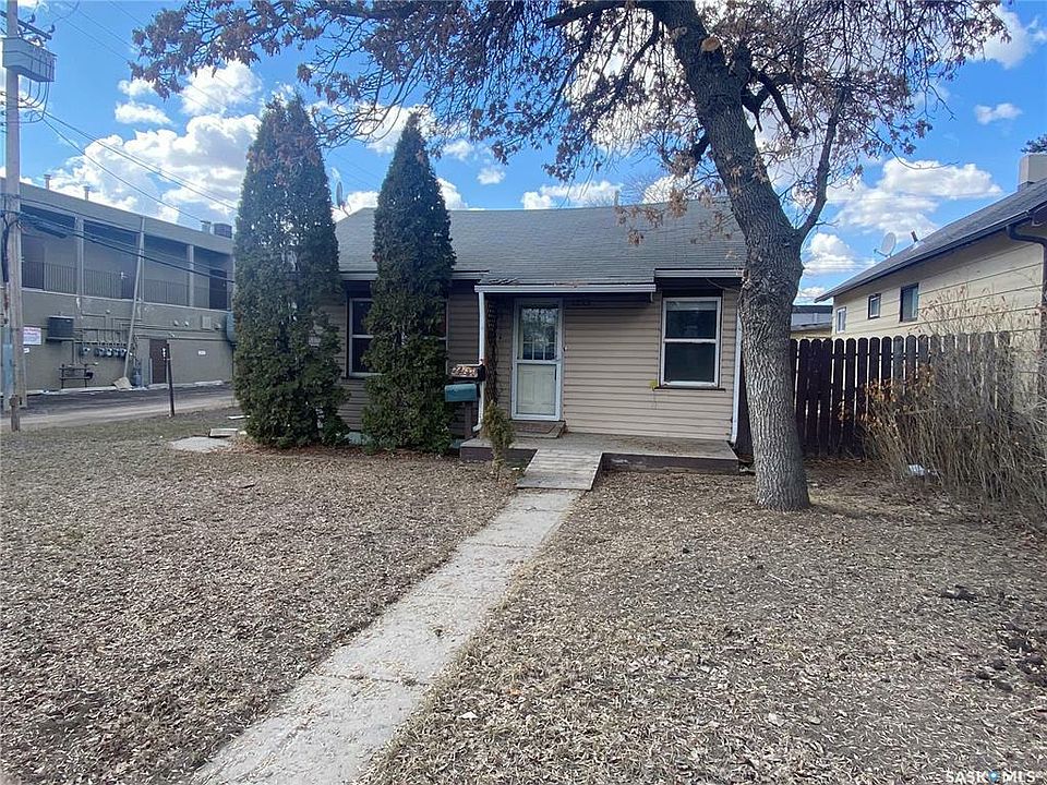 1st image of 1213 1st Ave N