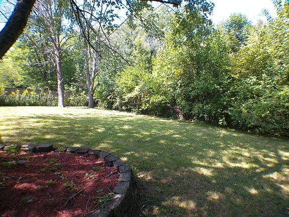 3rd image of 4030 Hollow Creek Dr