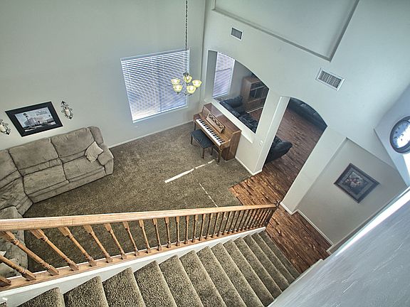 4th image of 556 W Camino Parrilla
