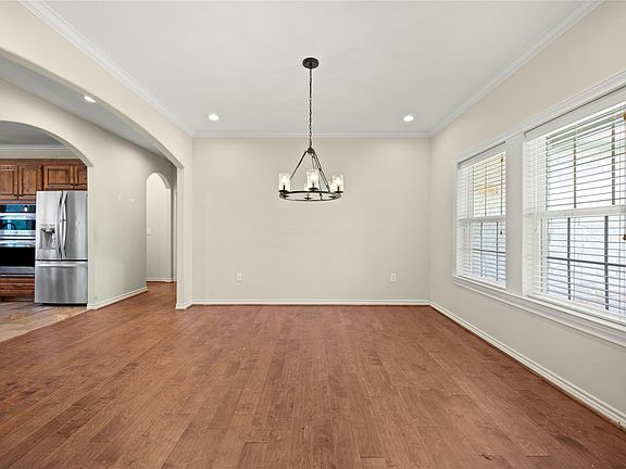 5th image of 1213 Dyann Dr