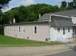 704 East St, Easton, PA 18042