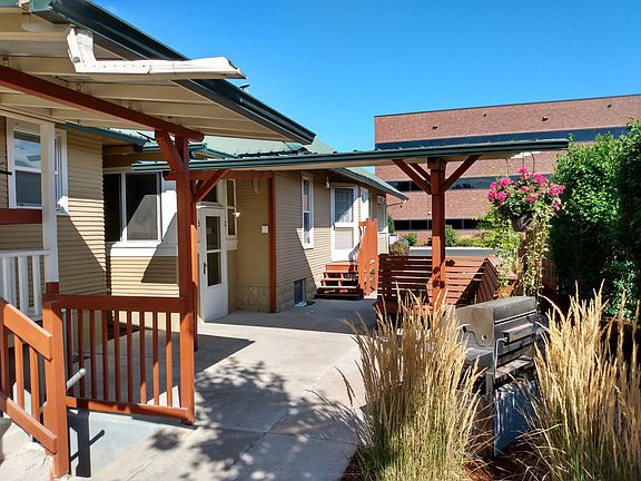 3rd image of 2008 Avenue A APT 2