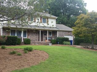 321 Williamsburg Ct, Newport News, VA 23606