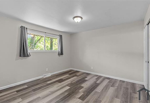 2nd image of 507 Dornoch Dr