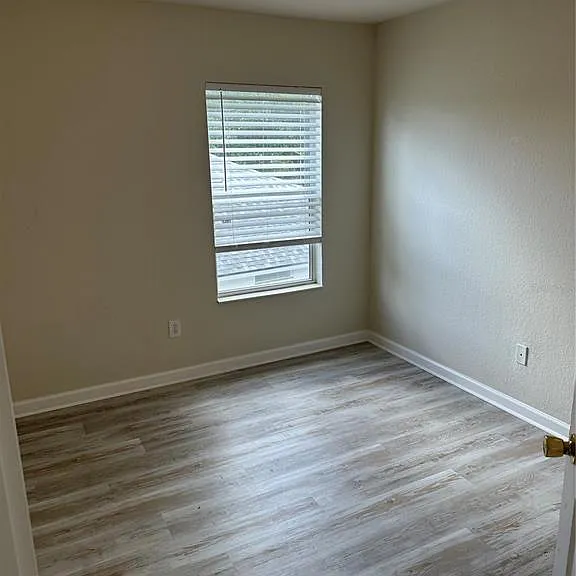 5097 SW 40th Pl — Photo 22