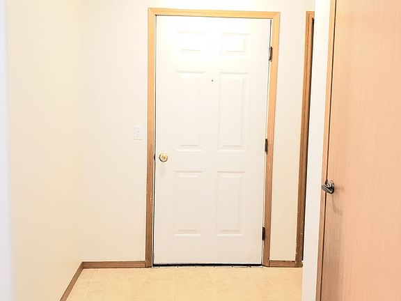 3rd image of 1105 N Western Ave #1107-A
