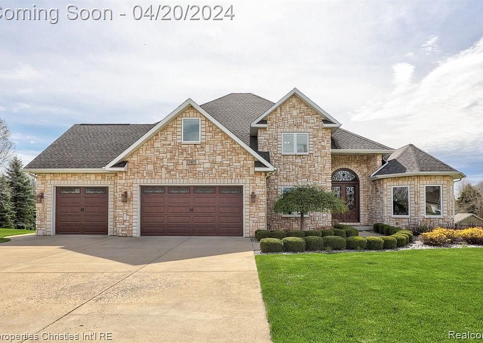 140 Kingsbrook Dr, Frankenmuth, MI 48734 MLS 20240024640 Zillow