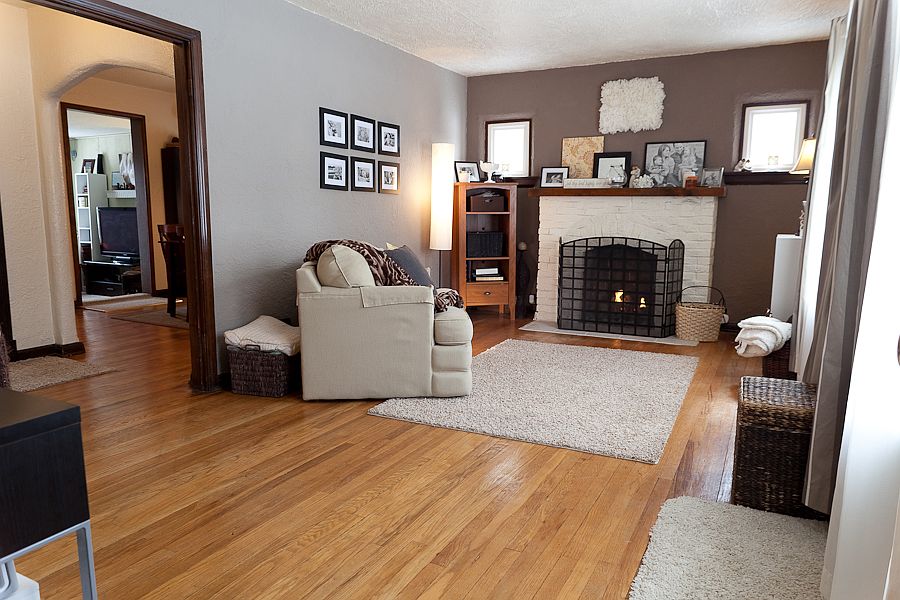 living room w/gas fire place