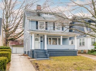 955 Greyton Rd, Cleveland Heights, OH 44112