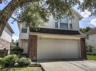 8242 Fuqua Gardens Dr, Houston, TX 77075