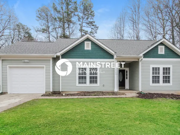 8304 Highlander Ct, Charlotte, NC 28269